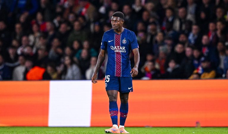 PSG Confirms Nuno Mendes Suffers Left Knee Sprain