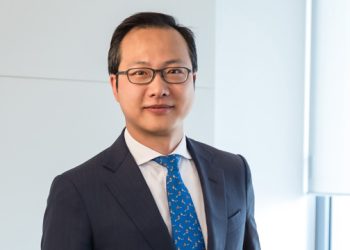 Xu Hang: A Visionary Leader in China’s Healthcare and Technology Revolution
