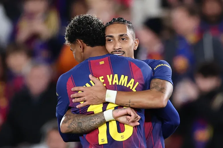 Raphinha Scores Two Goals as Barcelona Defeat Osasuna in La Liga: A Vital Win in the Title Race