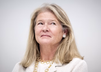 Charlene de Carvalho-Heineken: A Legacy of Quiet Strength and Strategic Leadership