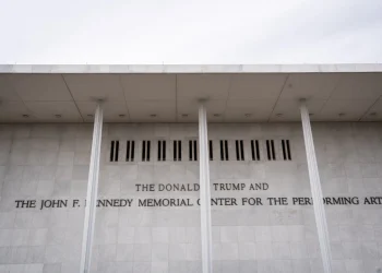 Trump-Kennedy Center Sues Jazz Musician Chuck Redd for $1 Million After Christmas Eve Performance Cancellation