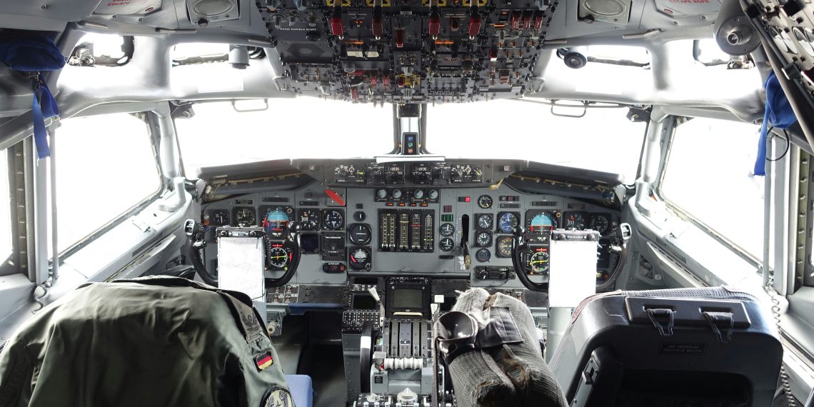 Photo by Paolo Guizzardi: https://www.pexels.com/photo/the-cockpit-of-an-aircraft-14516851/