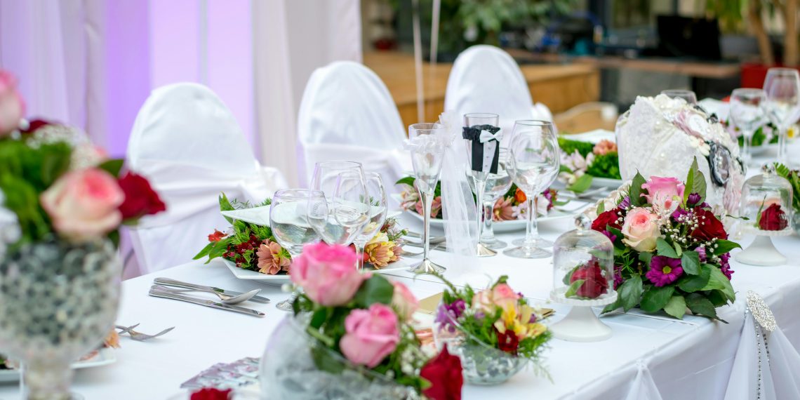 Photo by Ivan: https://www.pexels.com/photo/fine-dining-setting-57980/
