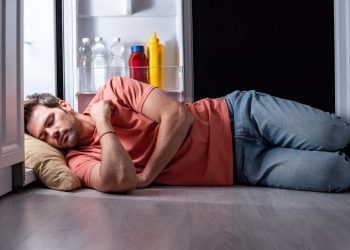 How to Stay Cool and Sleep Well Without Air Conditioning