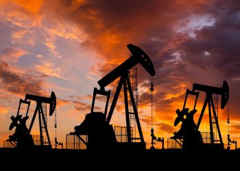 Geopolitical Tensions Fuel Crude Oil Market Uncertainty