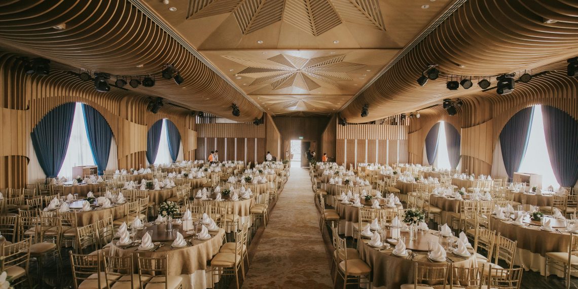 Photo by QUIN Bridal: https://www.pexels.com/photo/an-interior-of-a-restaurant-9080098/