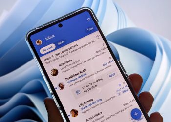 Outlook Lite Shutdown Hits Android Users